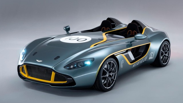 Aston Martin CC100 Speedster Concept (4).jpg